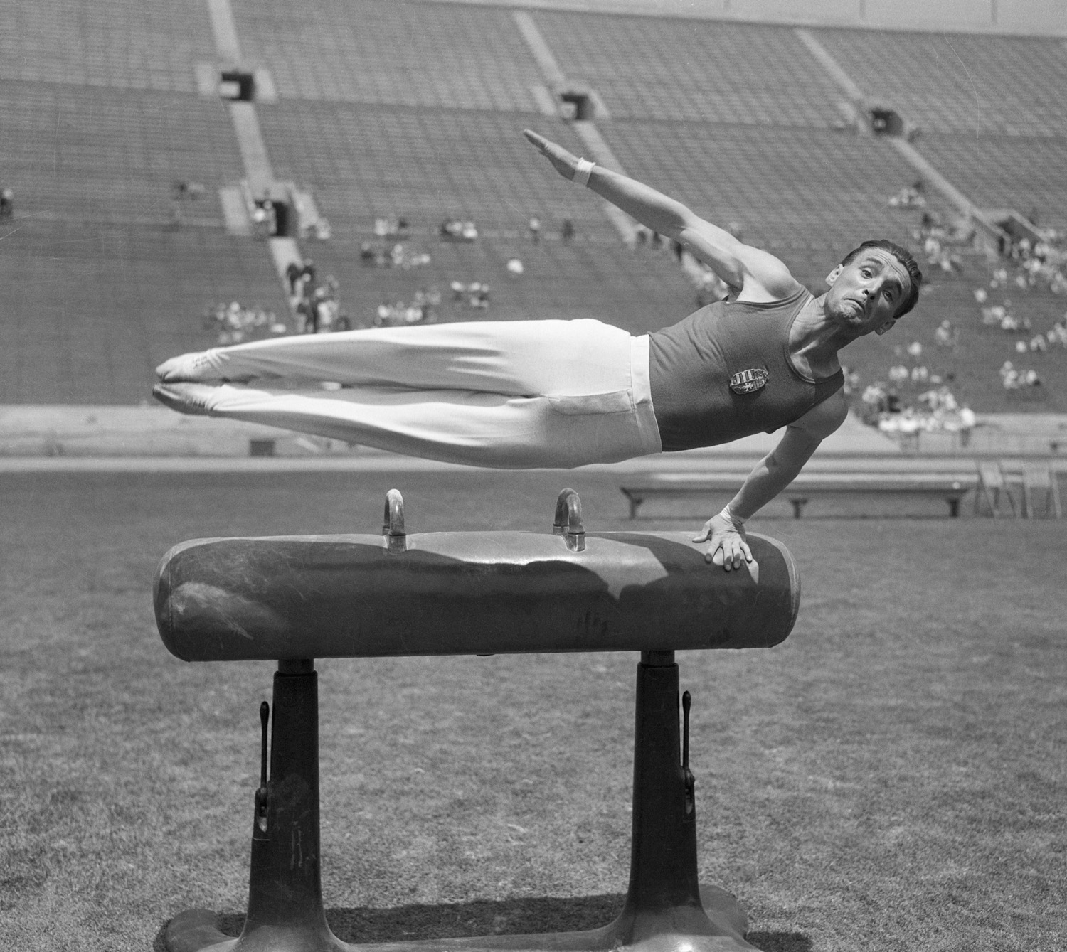 Nézd meg, milyen ruhákban versenyeztek az olimpikonok régen!