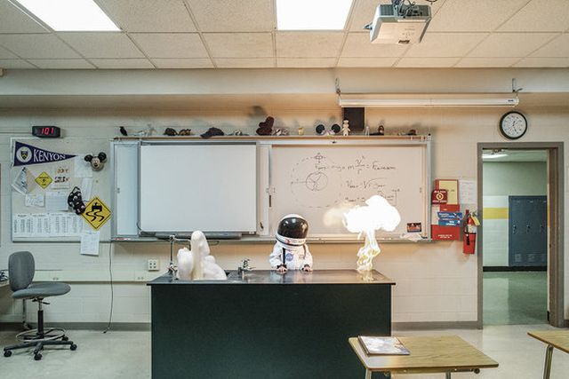 Egy apa űrhajósnak öltöztetve fotózza a fiát, hogy segítsen neki felfedezni a világot - fotók Egy apa űrhajósnak öltöztetve fotózza a fiát, hogy segítsen neki felfedezni a világot - fotók