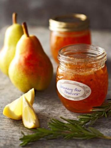 Készíts különleges rozmaringos körtelekvár receptjét