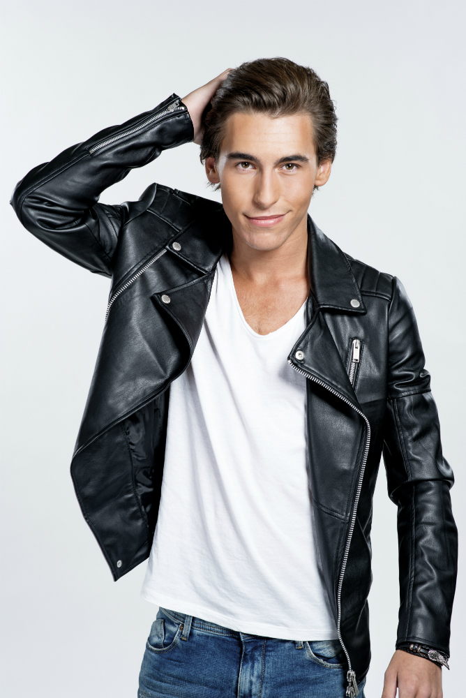 Néhány jó pasi a Star Academy színpadán, nézd csak!