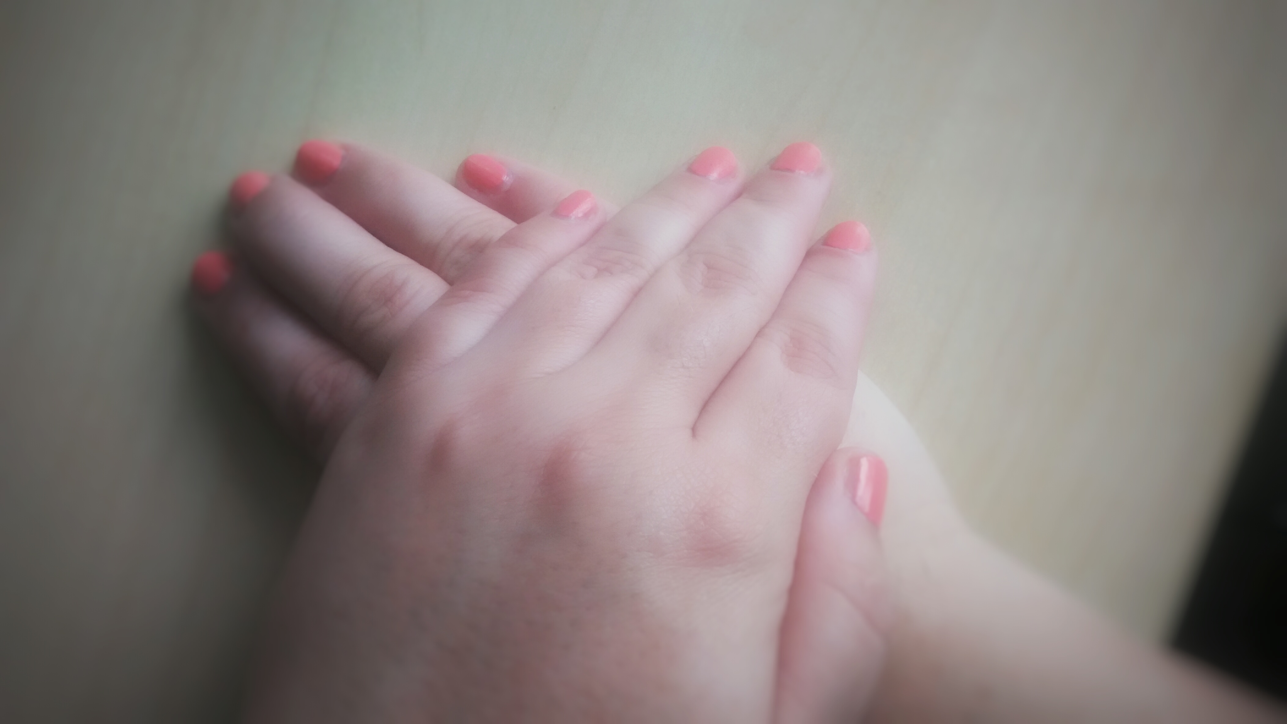 VV Dina fegyvernek beillő körmétől kiver a víz