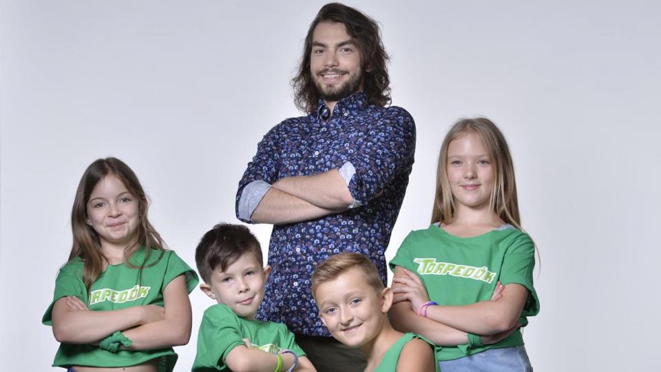 Less be a Kicsi Óriások kulisszái mögé