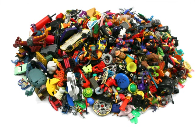 Egészségtelen kacatok vs. gyerekbarát játékok – így válassz!