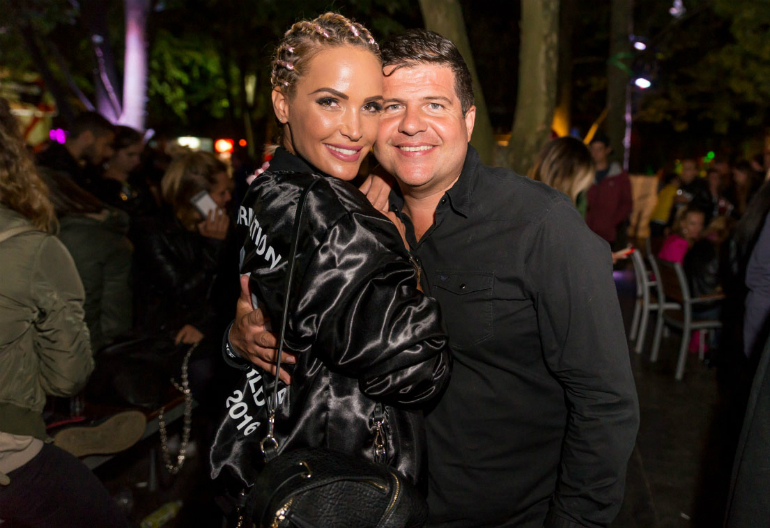 Zimány Linda dögös terpesszel köszönte meg a bikinit Zimány Linda dögös terpesszel köszönte meg a bikinit