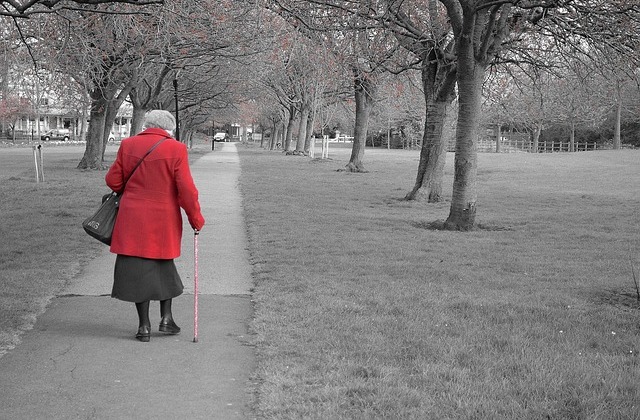 5 trükk, amivel manapság becsapják az öregeket