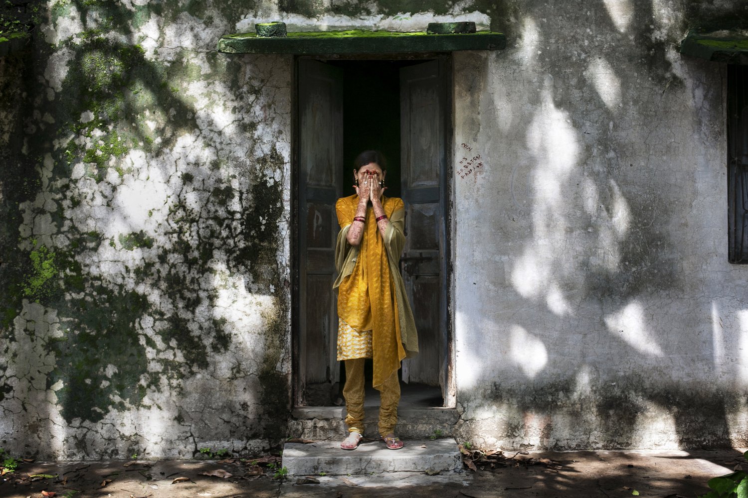 5 éves sem volt, amikor édesanyja főnöke megerőszakolta