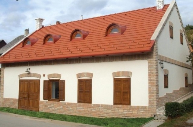 Milyen cserepet válasszak? – egy éltre szóló döntés Milyen cserepet válasszak? – egy éltre szóló döntés