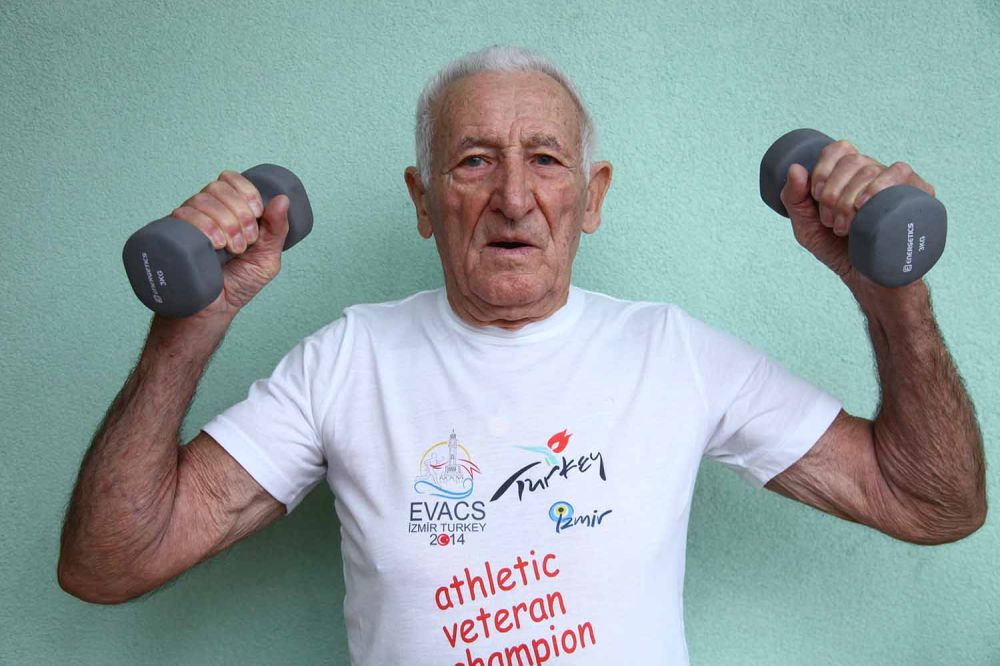 Idősnek lenni jó Idősnek lenni jó