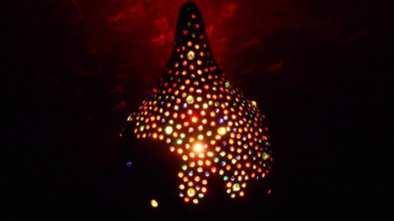 Csigalámpákba kevert csodafények – Ismerd meg Búza Krisztina különleges lámpáit Csigalámpákba kevert csodafények – Ismerd meg Búza Krisztina különleges lámpáit