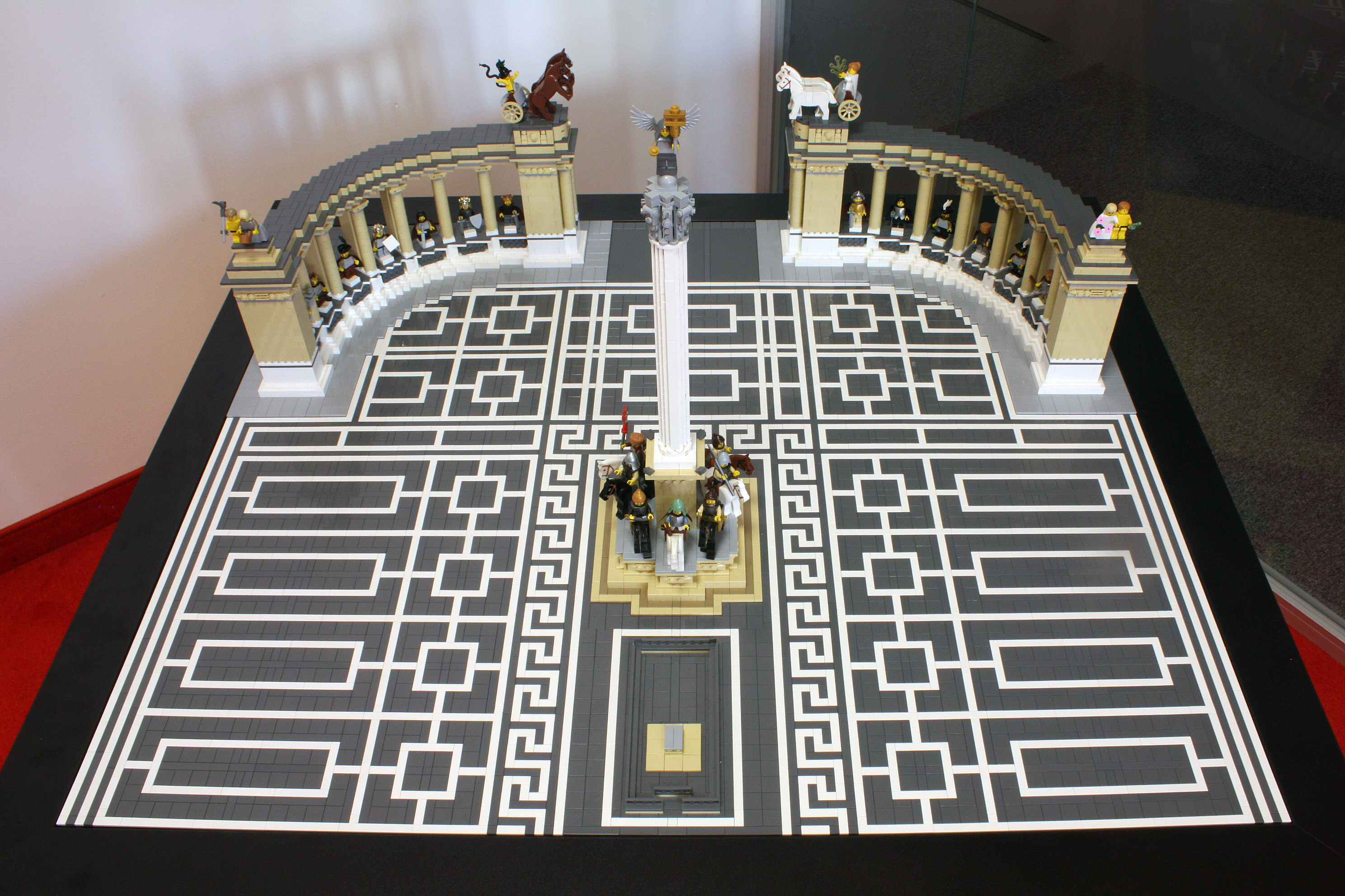 Közel 20 ezer LEGO kockából épültek fel a magyar nevezetességek