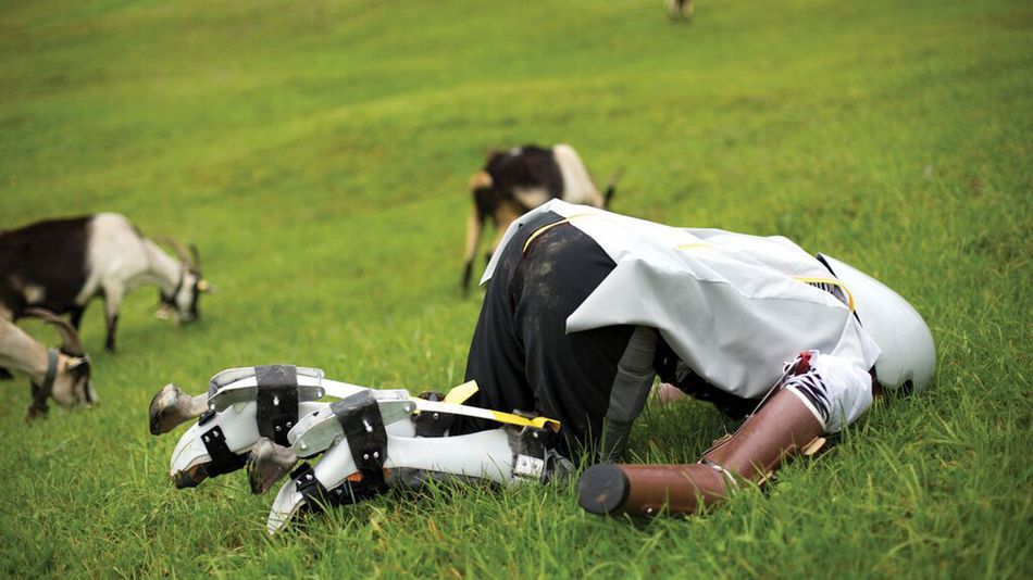 Díjat nyert a férfi, aki 3 napig kecskeként élt