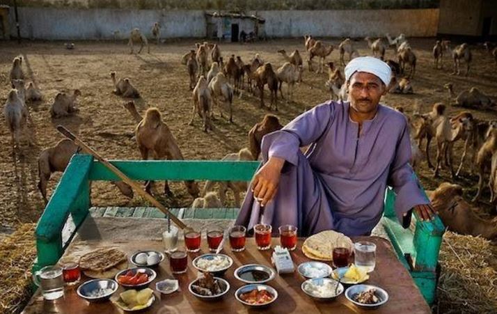 Elképesztő képek: ezt eszik a világ különböző országaiban egy nap alatt Elképesztő képek: ezt eszik a világ különböző országaiban egy nap alatt