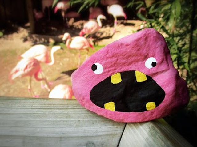 Az apa és hat gyermeke egy éven át 1000 követ festett be egy játék kedvéért Az apa és hat gyermeke egy éven át 1000 követ festett be egy játék kedvéért