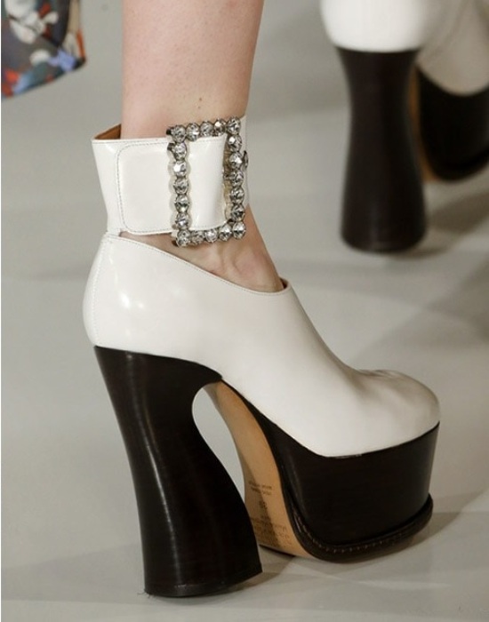 Stílusosan télen is – a 2016-os őszi-téli szezon alkalmi cipő divatja Stílusosan télen is – a 2016-os őszi-téli szezon alkalmi cipő divatja