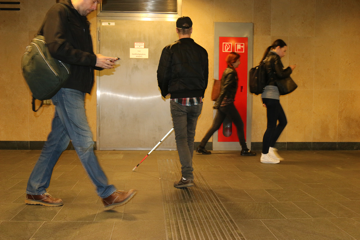 A vak ember számára Budapest egy elkeserítő akadálypálya