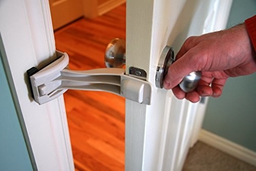 Ezeket a holmikat mindenképpen vedd meg a macskádnak