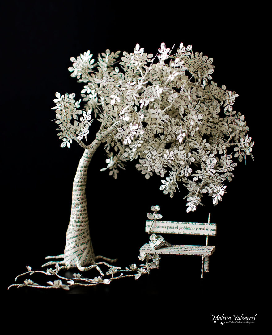 Ezek a mesebeli könyvszobrok új életet adnak a megunt könyveknek 