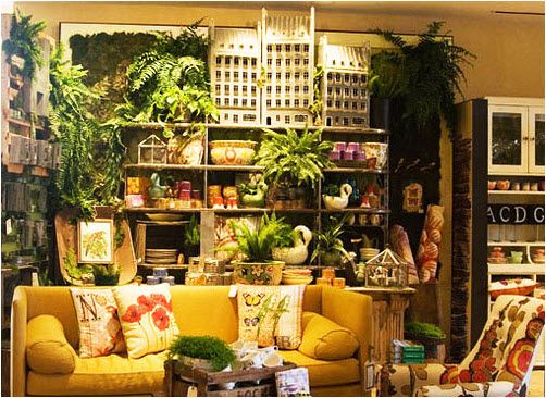 A túlzsúfoltság nemcsak a 70-es években, a mai lakásokban is felfedezhető (sajnos).