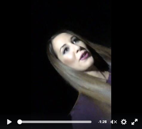 Demcsák Zsuzsa megoldotta a kínos helyzetet Demcsák Zsuzsa megoldotta a kínos helyzetet