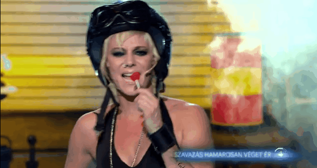 Polyák Lilla dögösen adta elő magát