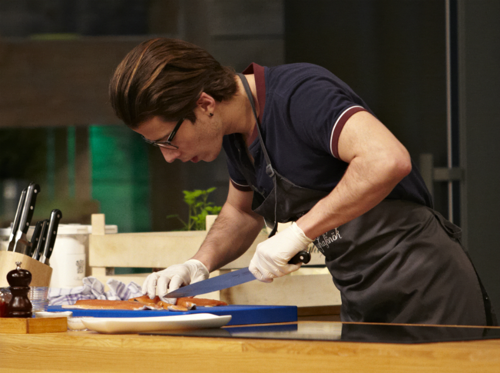 Jóképű pasi a Konyhafőnök új versenyzője, Dave