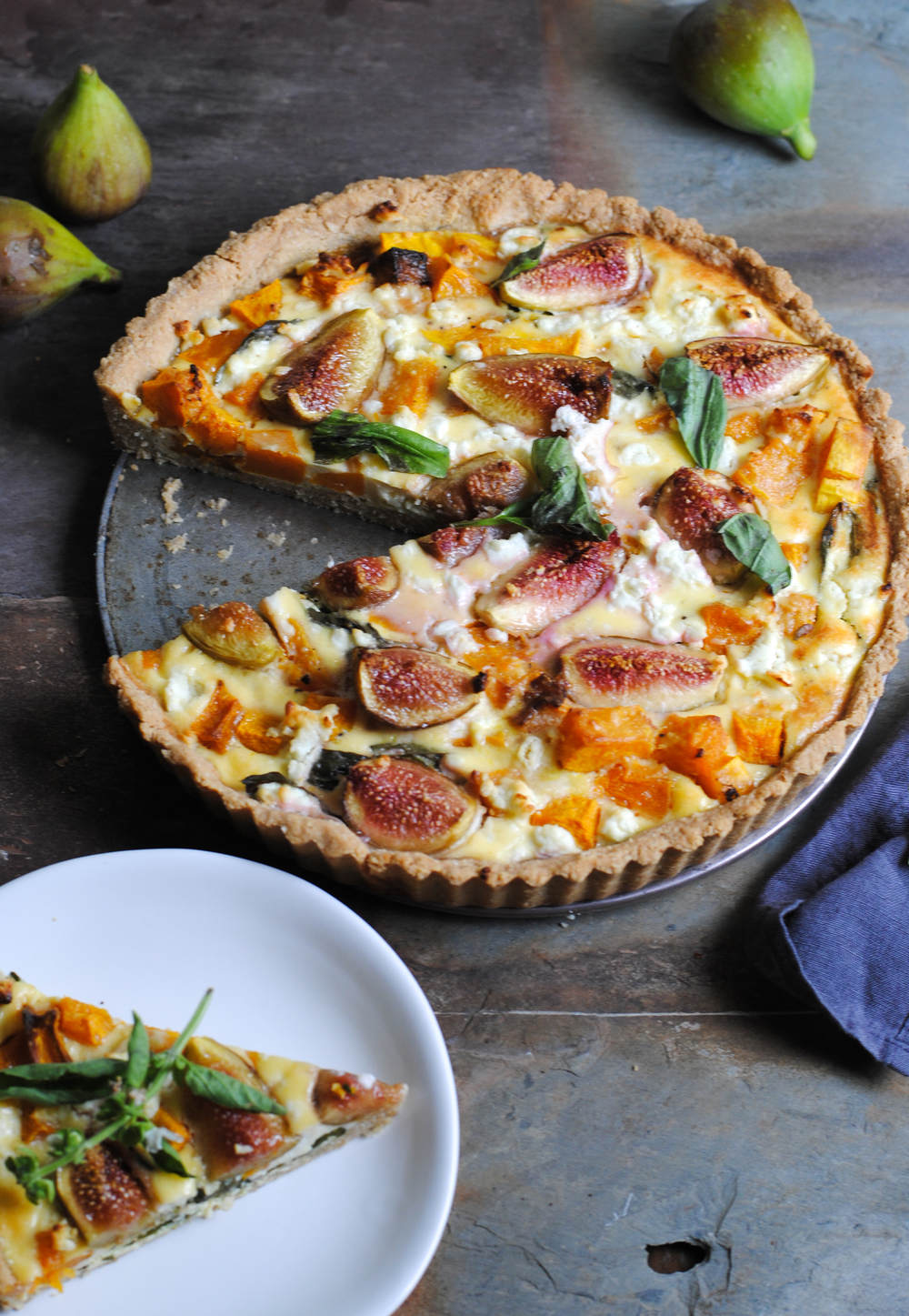 Egy falat tökéletesség: sütőtökös-fügés kecskesajtos pite