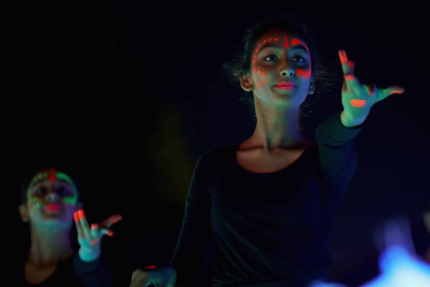 Káprázatos fényár vonult végig a fél világon Káprázatos fényár vonult végig a fél világon