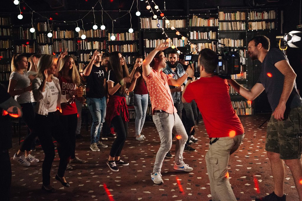 Puskás Peti teljesen szétcsúszott