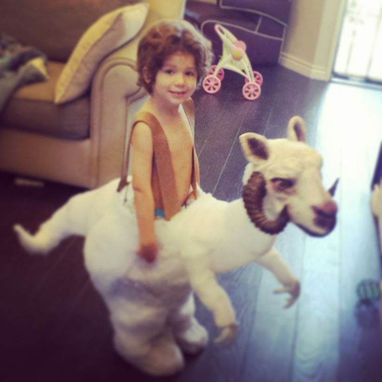 A világ legmenőbb jelmezét csinálta meg kisfiának ez az apuka