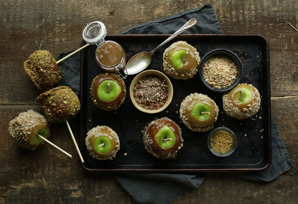 Ínyenc desszert csak felnőtteknek: karamellás, bourbon whiskys alma