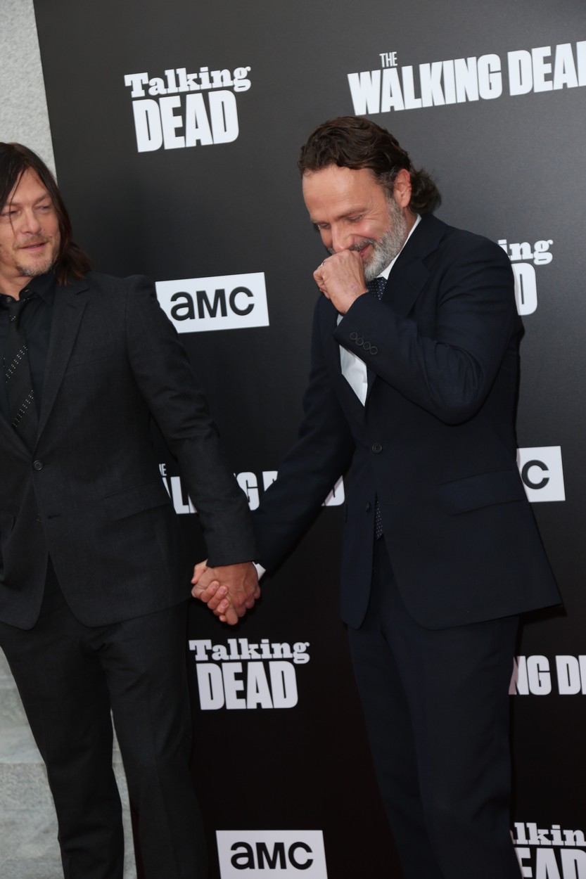 11 friss fotó a The Walking Dead stábjáról, amit imádni fogsz 11 friss fotó a The Walking Dead stábjáról, amit imádni fogsz