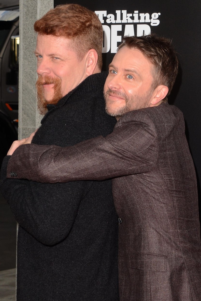11 friss fotó a The Walking Dead stábjáról, amit imádni fogsz 11 friss fotó a The Walking Dead stábjáról, amit imádni fogsz