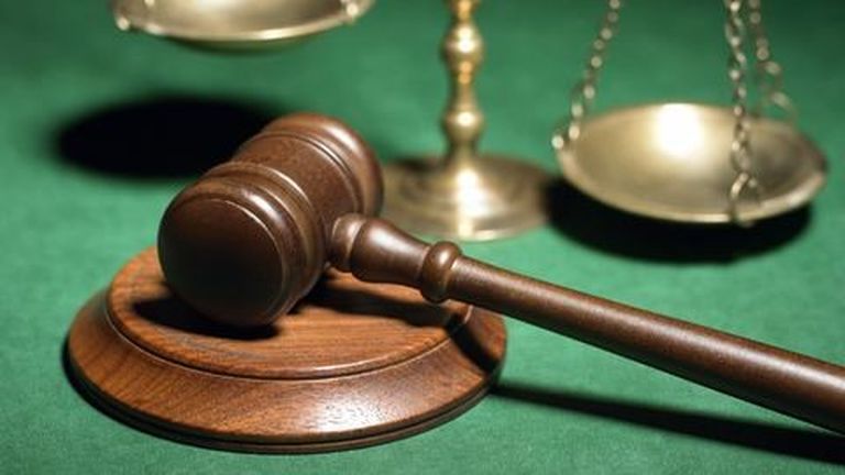 Cegléden egyéves gyereket találtak holtan, az anyát őrizetbe vették