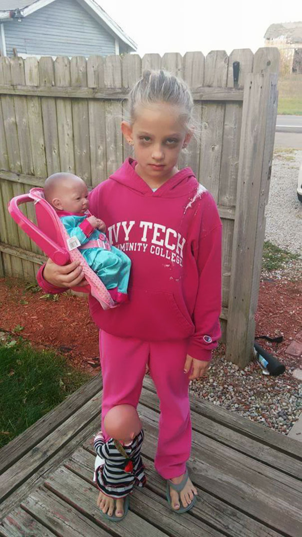 Imádja a net a kislányt, aki 