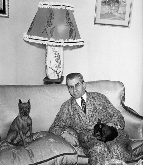 Lucky Luciano nápolyi otthonábanm 1958 (Fotó: Bettmann)