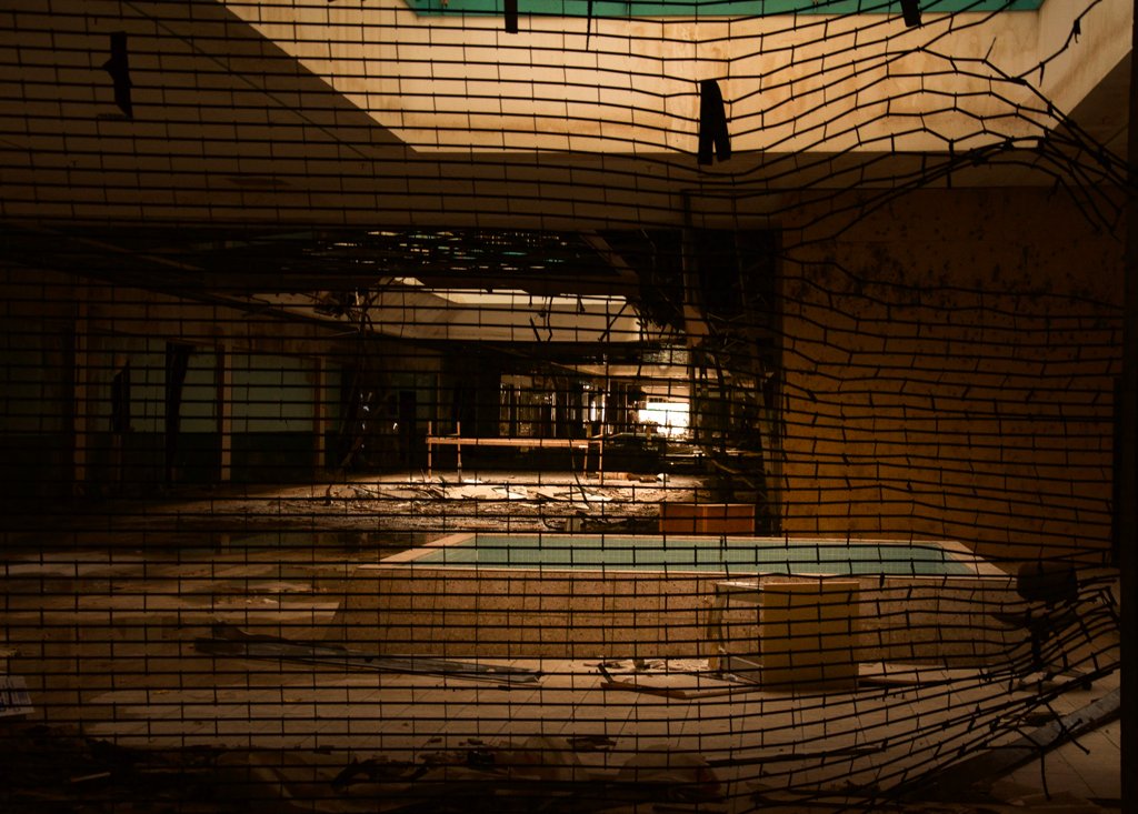 Hátborzongató képek egy elhagyatott bevásárlóközpontról