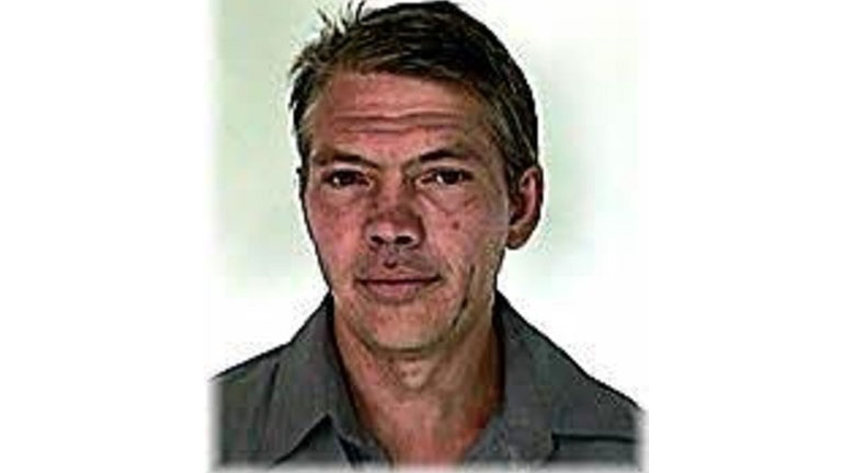 Súlyos testi sértés miatt keresik Pintér Sándort - fotó: police.hu