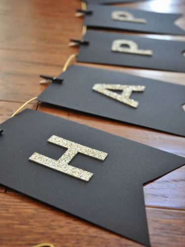 5 szuperegyszerű szilveszteri dekoráció az utolsó pillanatokra is 5 szuperegyszerű szilveszteri dekoráció az utolsó pillanatokra is