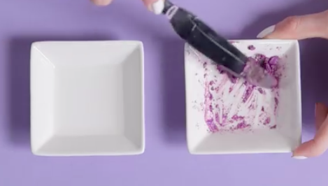 Így készíts szivárványos pirosítót saját kezűleg