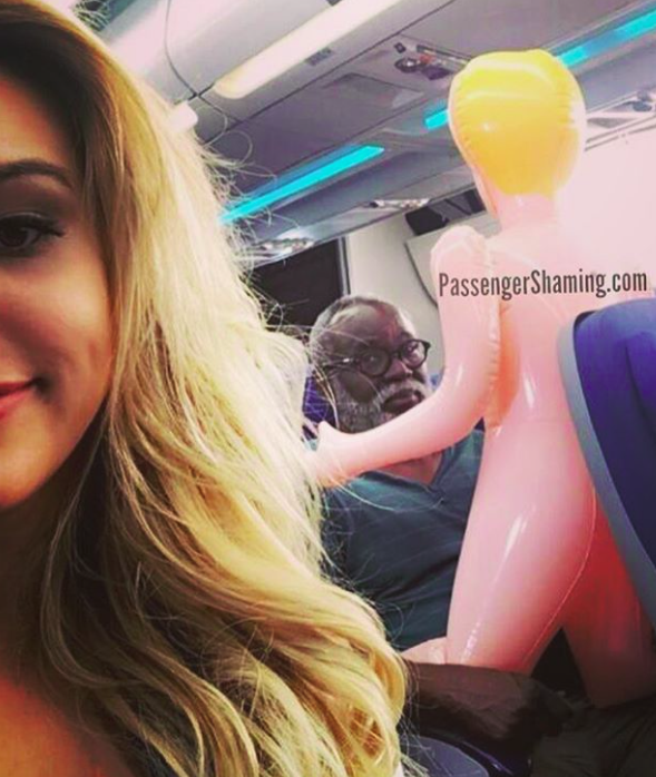 10 utas, aki rémálommá tette a repülést - vicces fotók