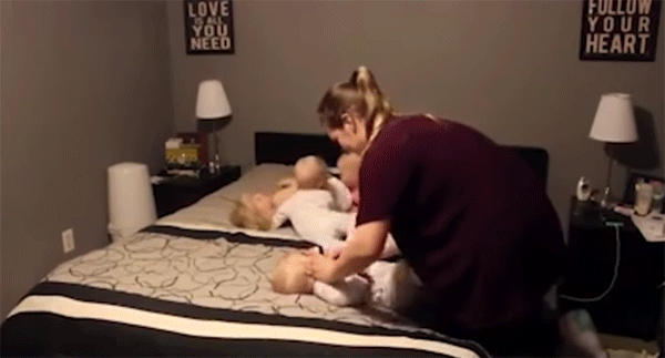 Ha négy gyereked van, az emberek bolondnak néznek Ha négy gyereked van, az emberek bolondnak néznek