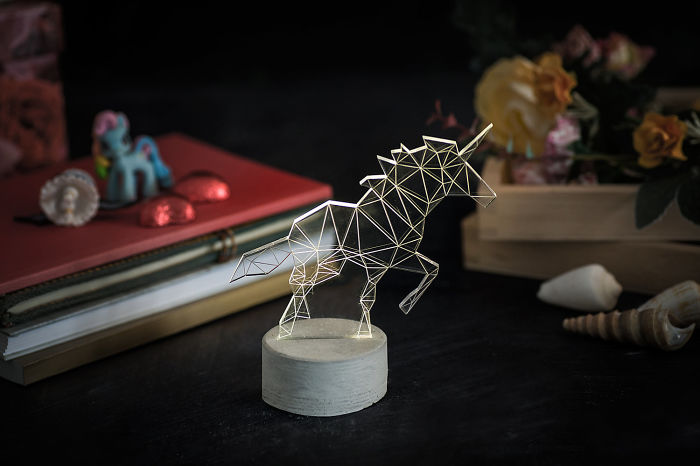 Minimalista, de nagyon látványos geometrikus lámpák