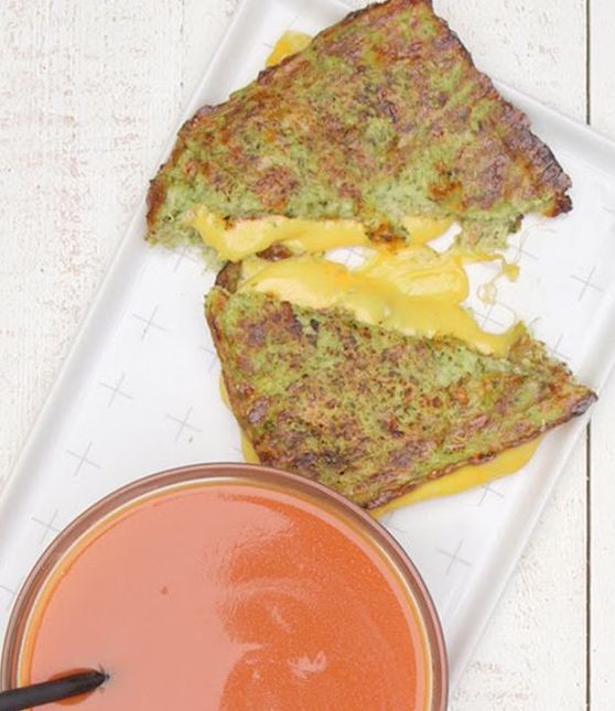 Cukkinis grillsajt, a fogyókúrázok melegszendvicse