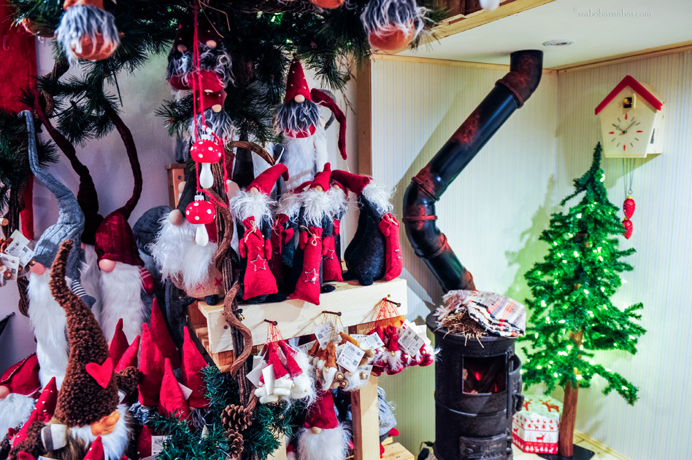 Ilyen lehet a mikulás főhadiszállása - a gödöllői Karácsonyházban jártunk