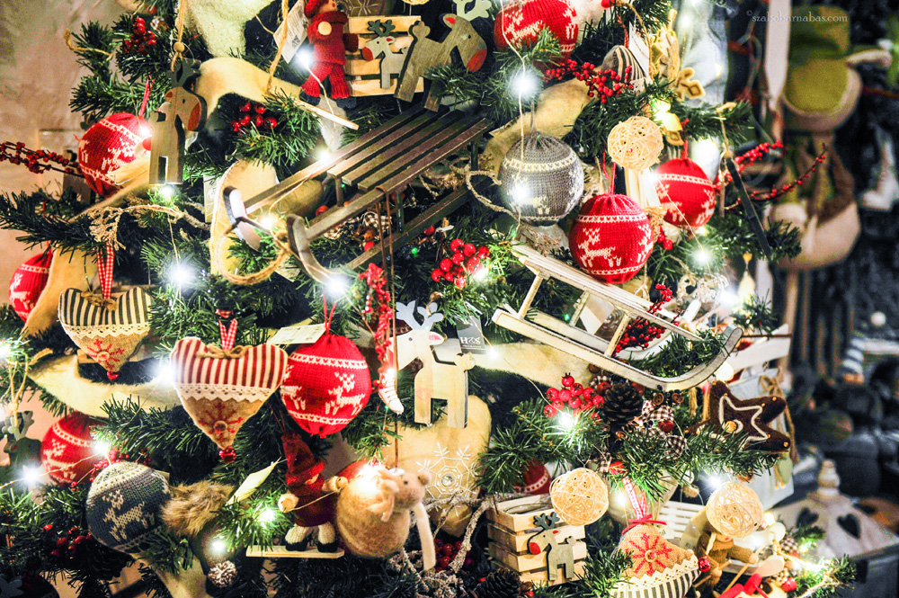 Ilyen lehet a mikulás főhadiszállása - a gödöllői Karácsonyházban jártunk