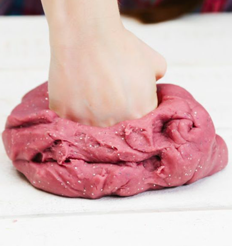 DIY: Stresszűző aromaterápiás gyurma, amit ajándékba is adhatsz