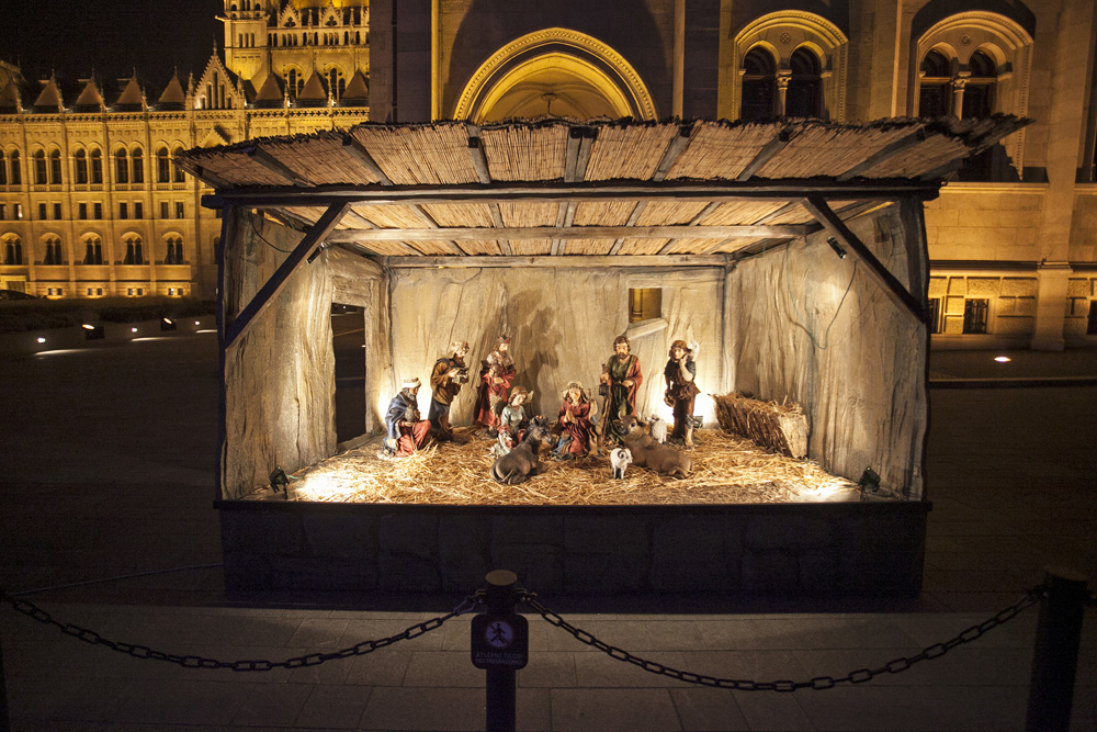 Sosem volt ragyogóbb Budapest mint most! - fotók