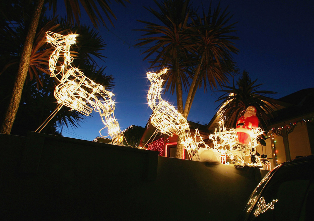 Franklin Road, a hely ahol a szomszédok sportot űznek a karácsonyi dekorációból Franklin Road, a hely ahol a szomszédok sportot űznek a karácsonyi dekorációból