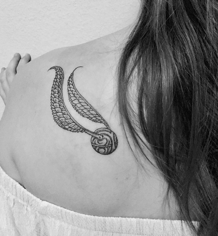 12 menő, de visszafogott Harry Potteres tetkó