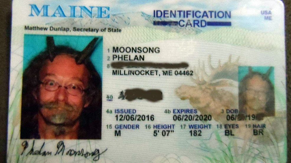 Most már a jogosítványában is így látható (Fotó: Phelan Moonsong/Twitter)